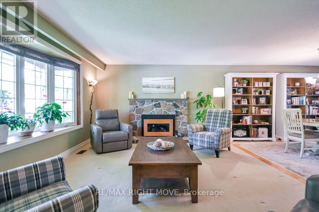 355 FAIRVIEW DRIVE - Image 14
