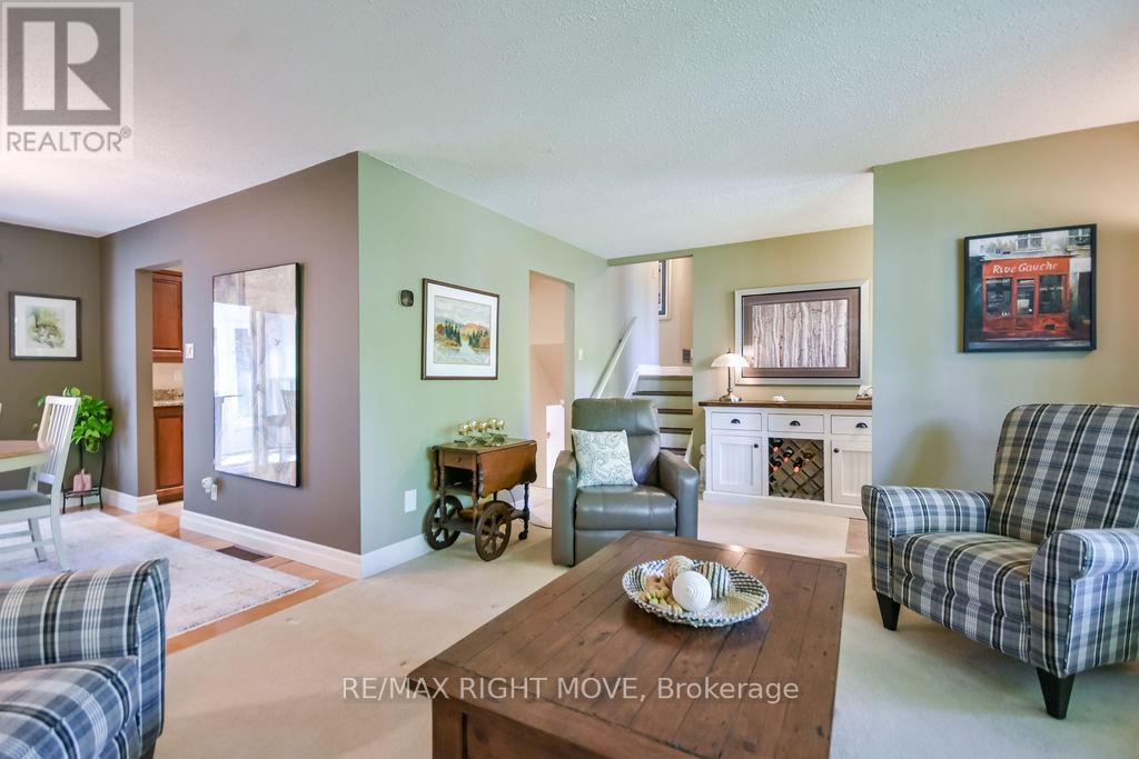 355 FAIRVIEW DRIVE - Image 17
