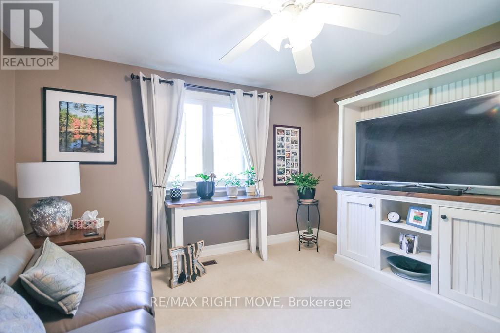355 FAIRVIEW DRIVE - Image 28