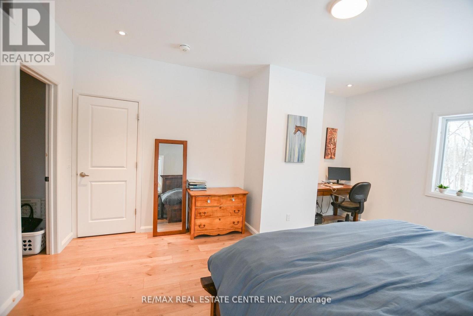 1033 NORTH SHORE DRIVE - Image 13