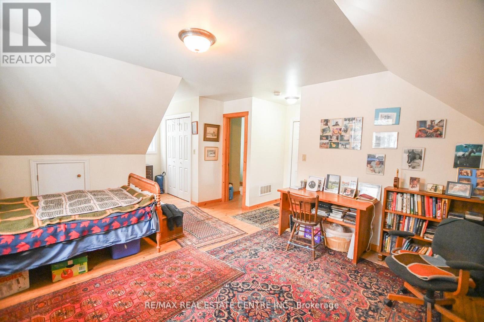 1033 NORTH SHORE DRIVE - Image 44