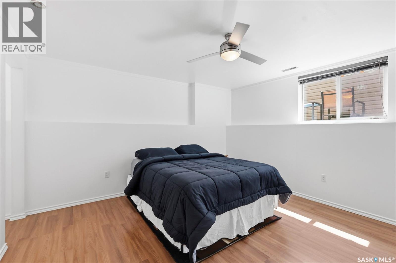 #26 55 Borden CRESCENT - 22
