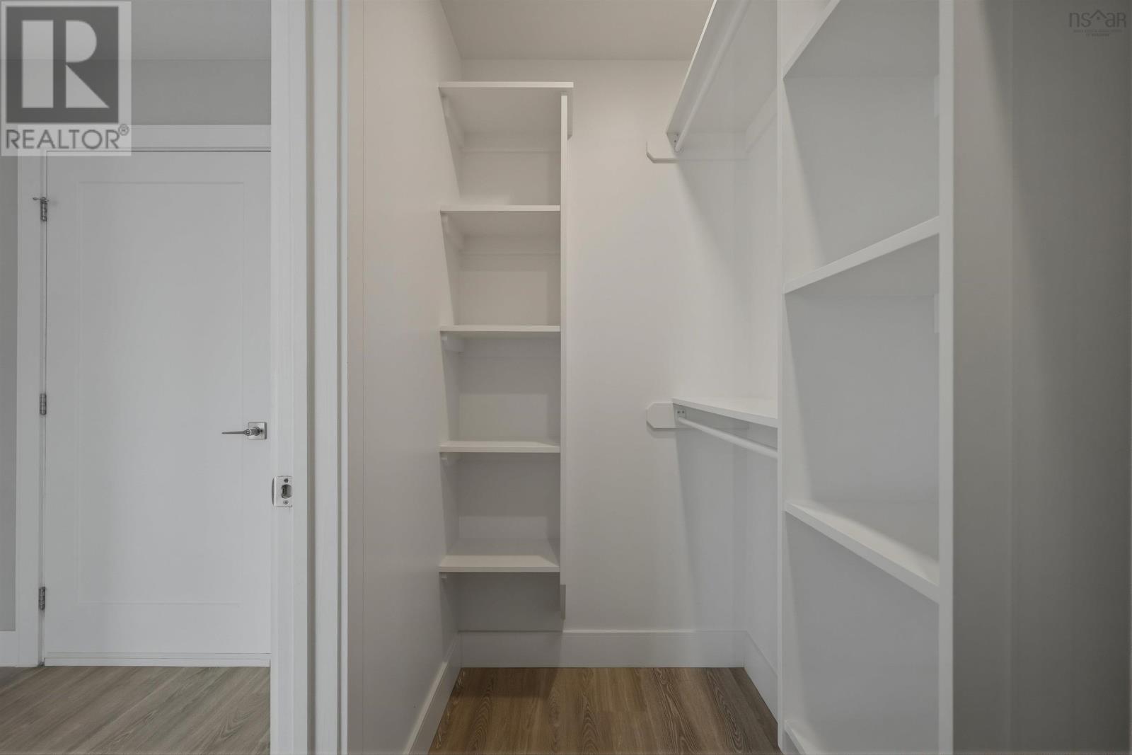 347 Starboard Drive - 32