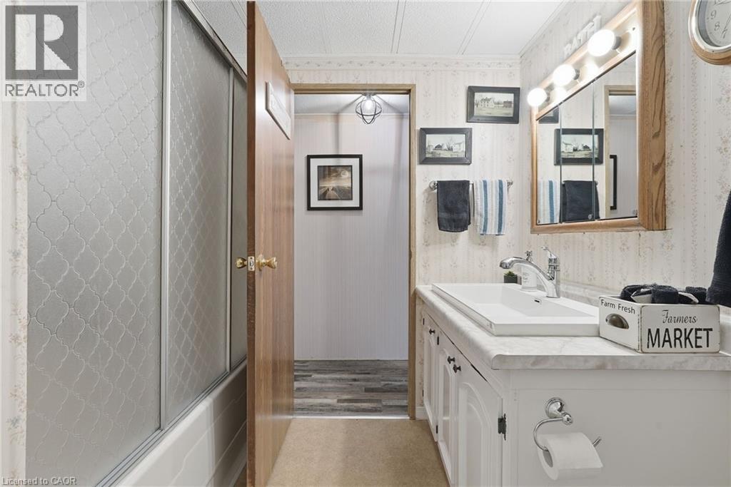 90 FAIRVIEW Crescent - 22