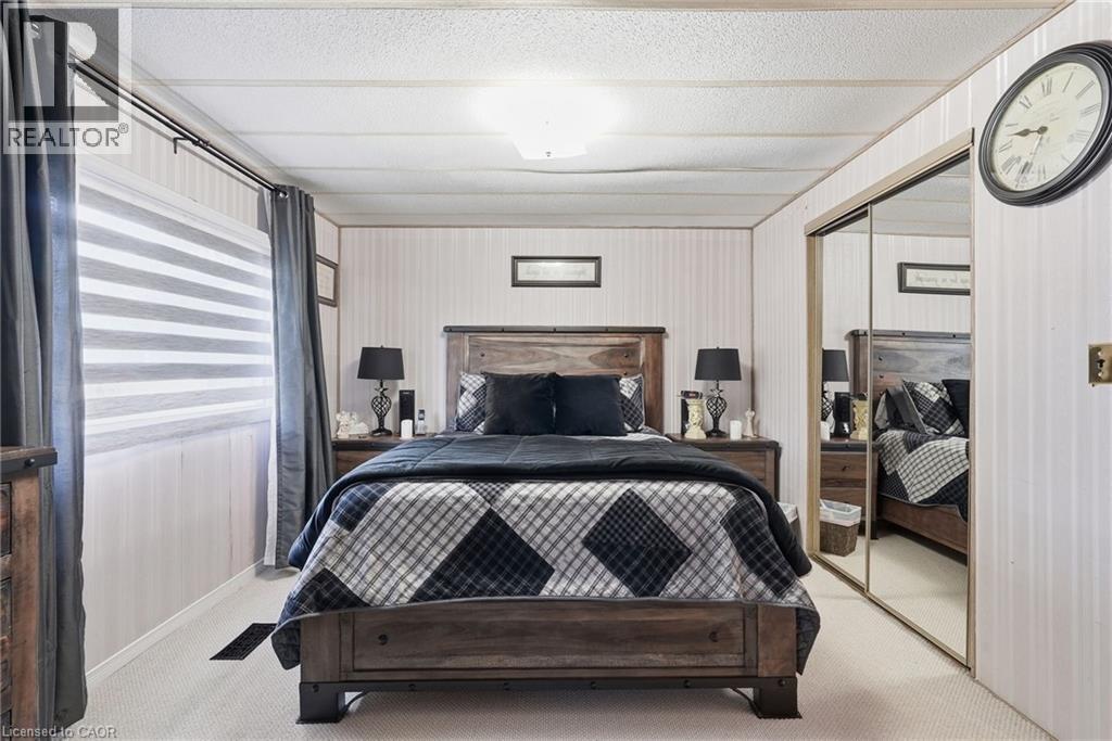 90 FAIRVIEW Crescent - 25