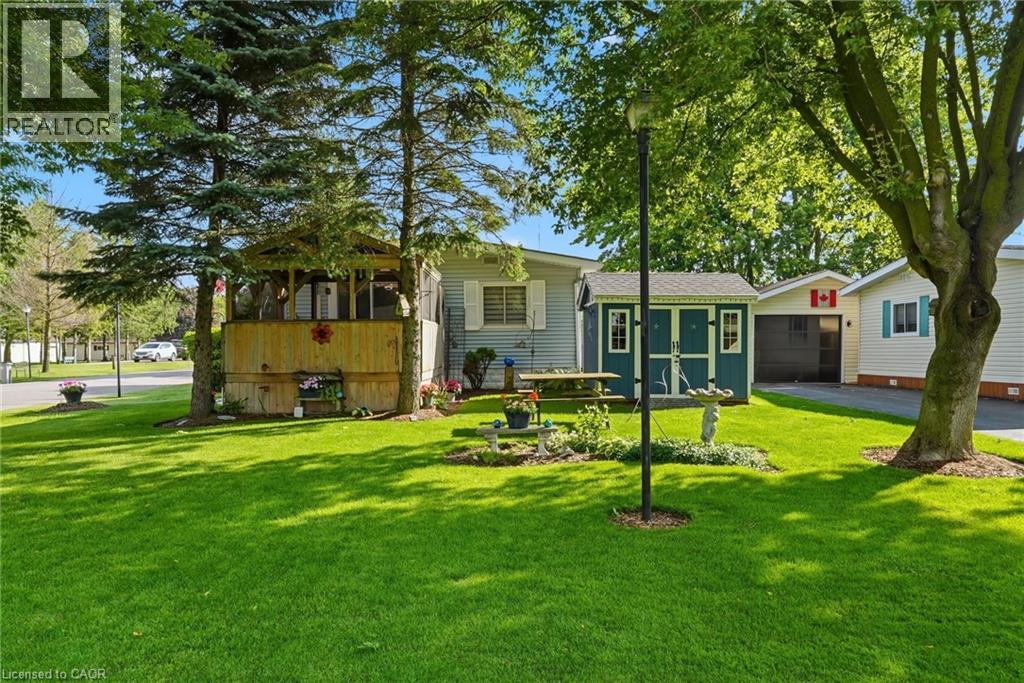 90 FAIRVIEW Crescent - 33