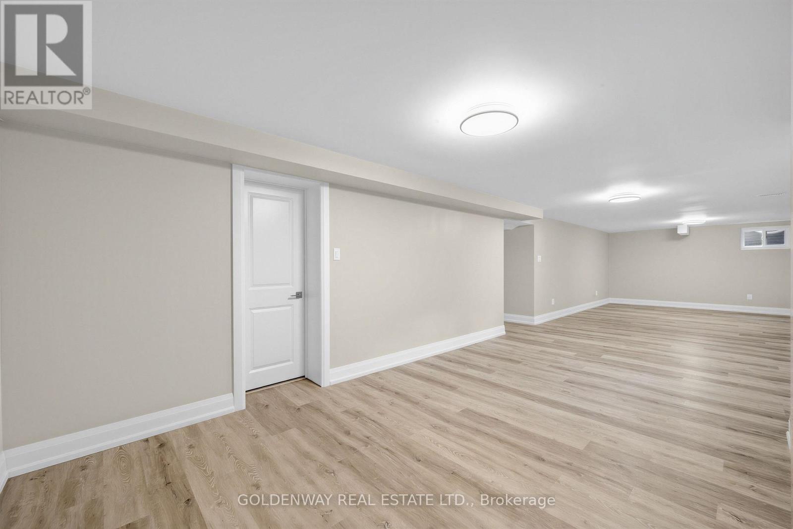 3 SIR LANCELOT DRIVE - 40