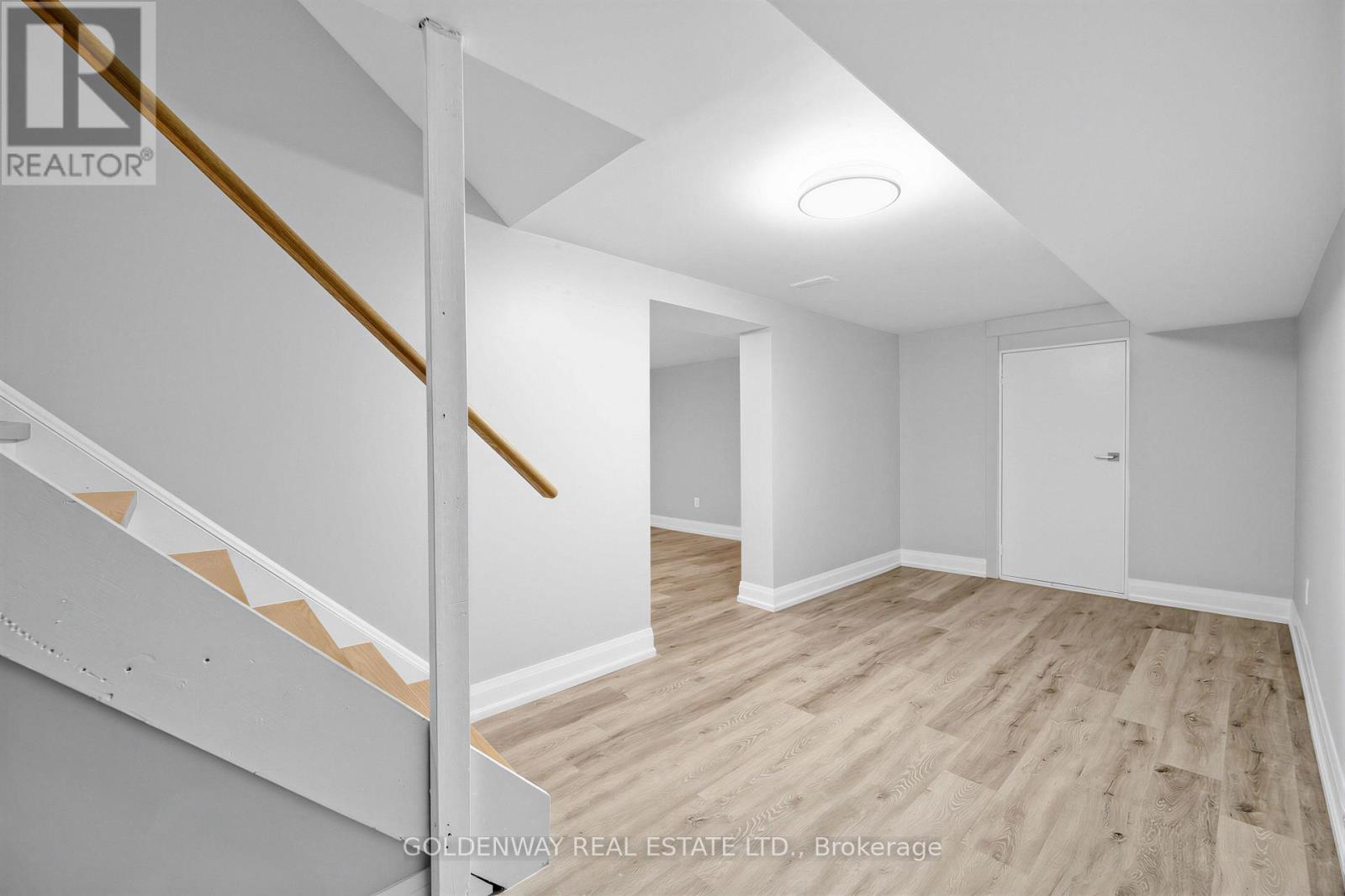 3 SIR LANCELOT DRIVE - 41