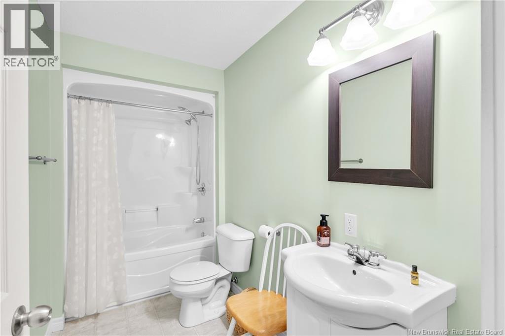 #318 195 Reynolds Street - 38