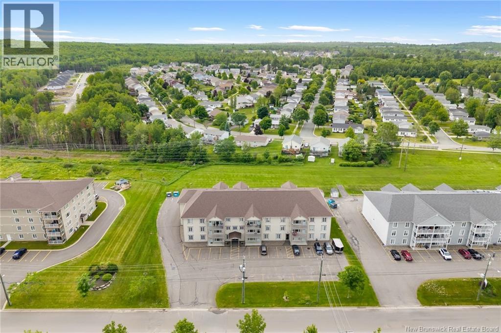 #318 195 Reynolds Street - Image 43