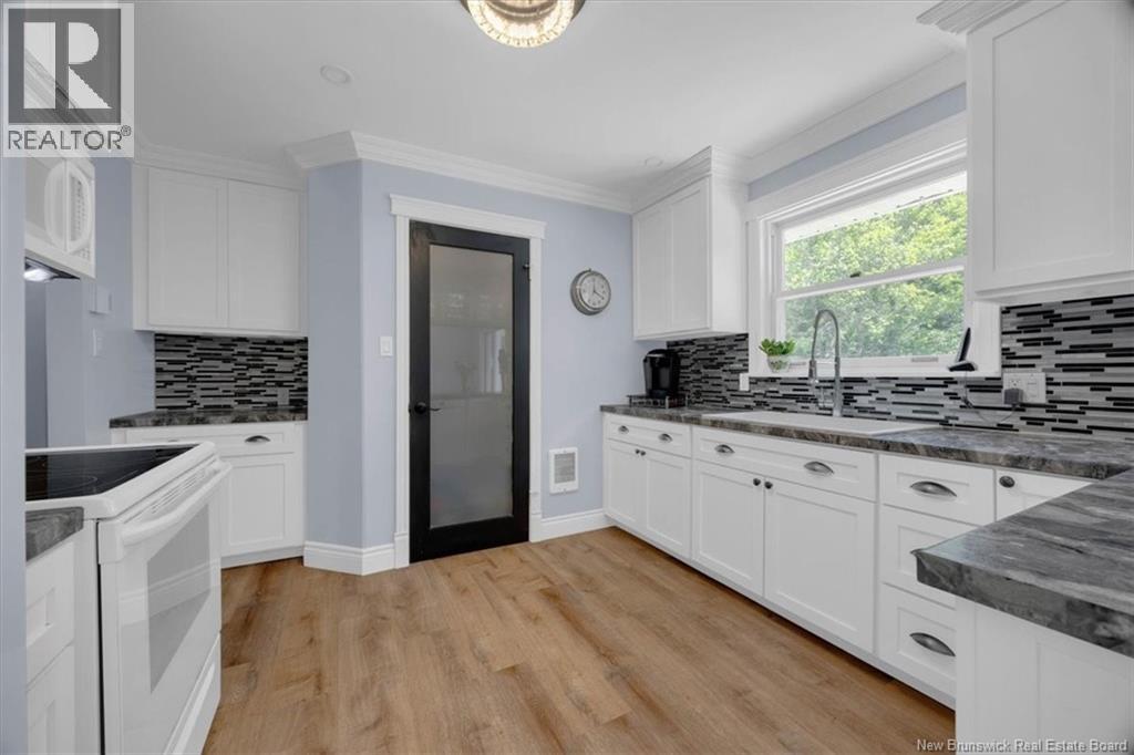 11 Country Crescent - Image 12