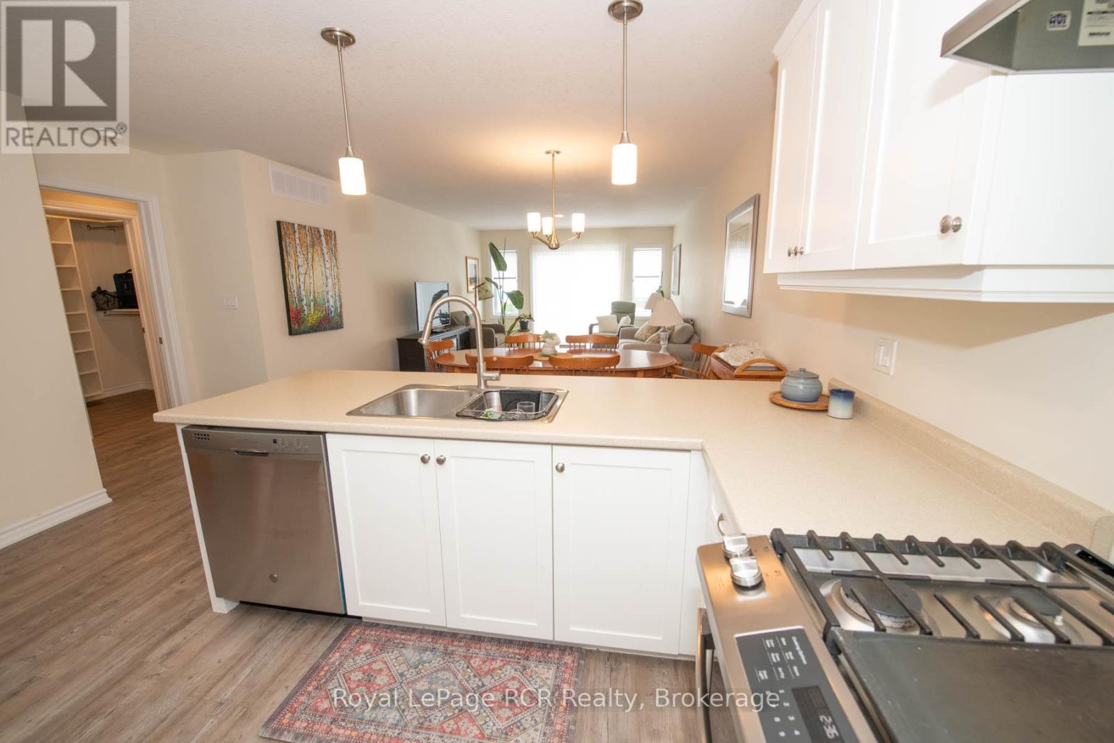 465 WELLINGTON STREET E - 23