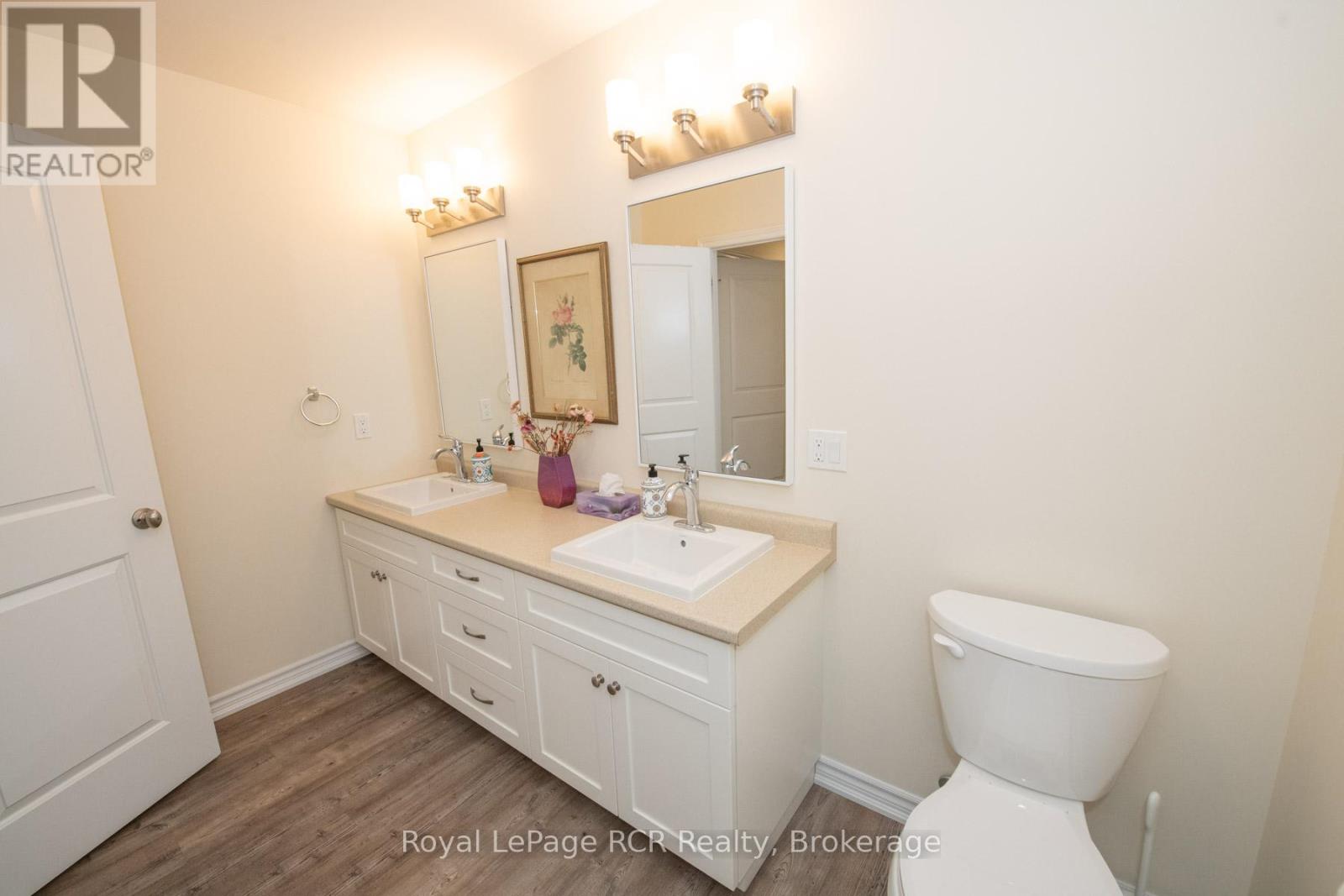 465 WELLINGTON STREET E - 32