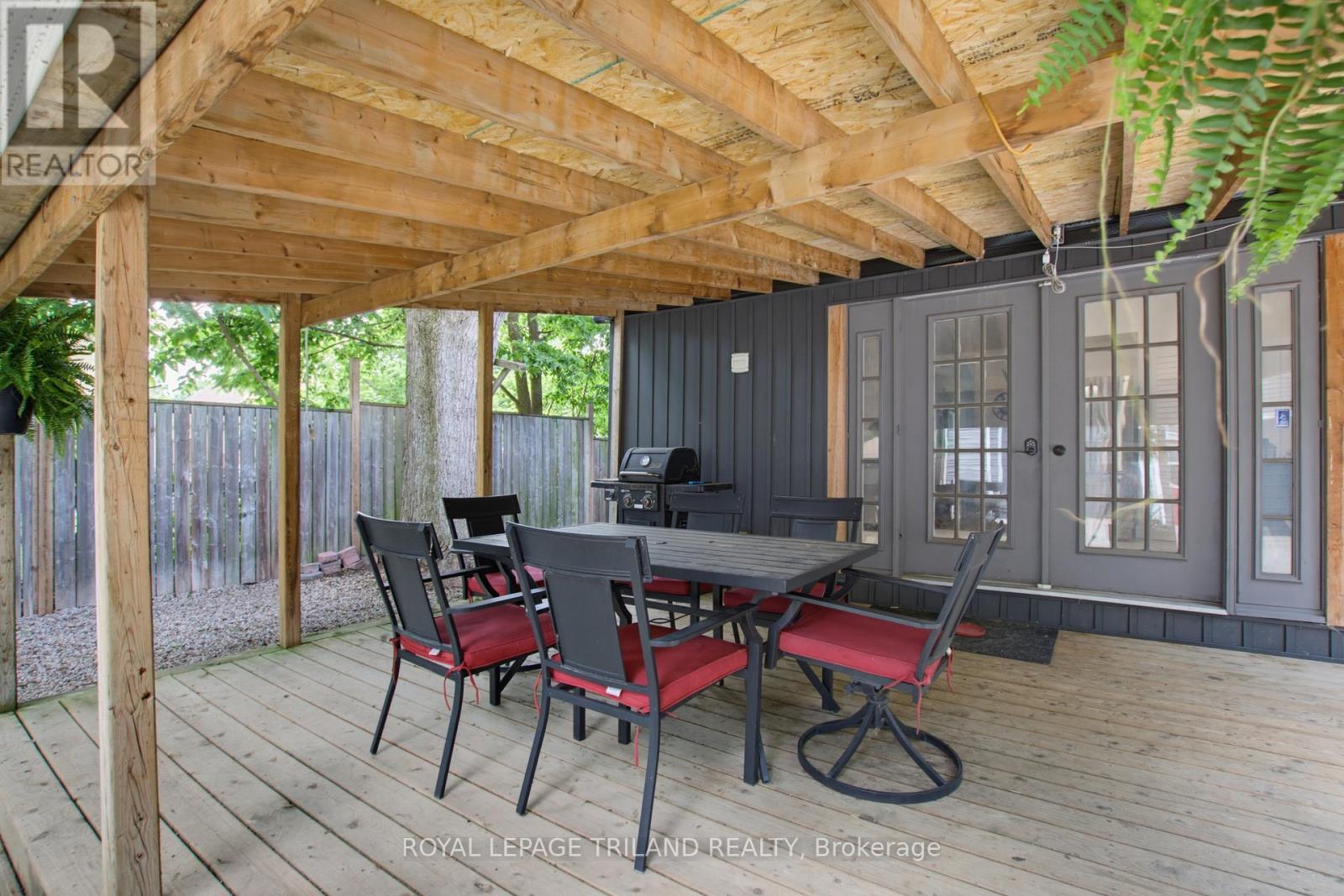 872 STEDWELL STREET - 39