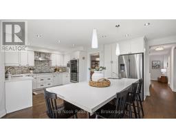 938 Wetherby Lane, Mississauga, ON L4W4S7 Photo 13