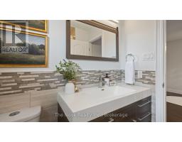 938 Wetherby Lane, Mississauga, ON L4W4S7 Photo 25