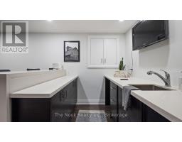 938 Wetherby Lane, Mississauga, ON L4W4S7 Photo 39