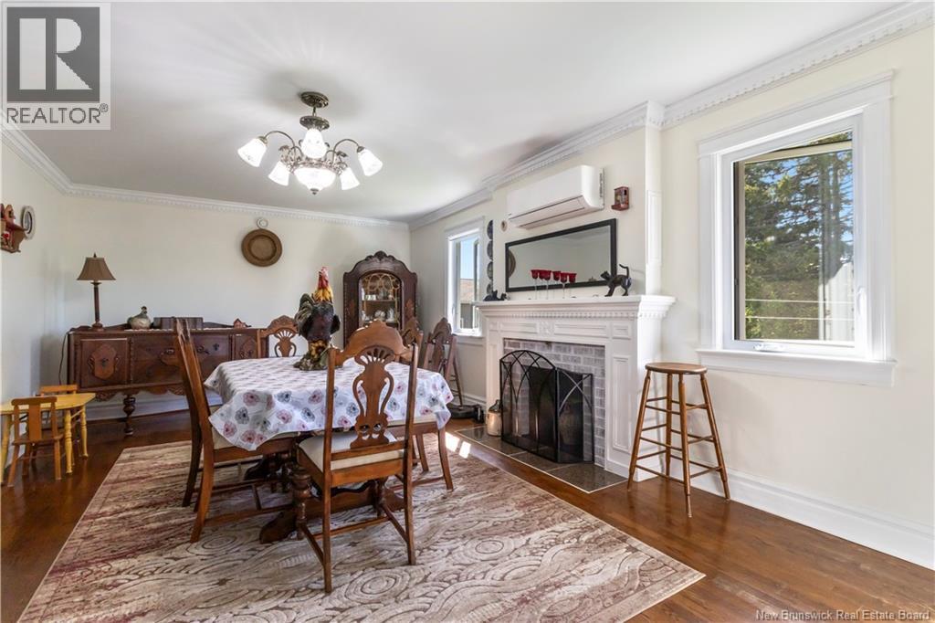 6 Dundas - Image 5
