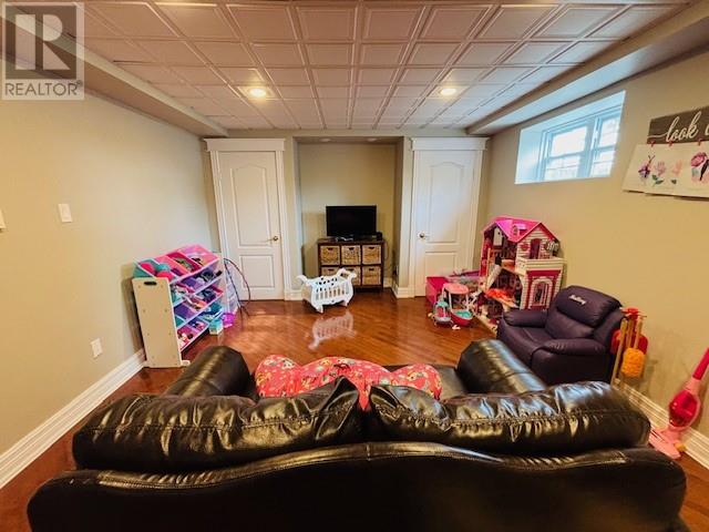 2 Seaview Crescent - 21