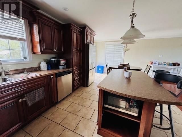 2 Seaview Crescent - 6