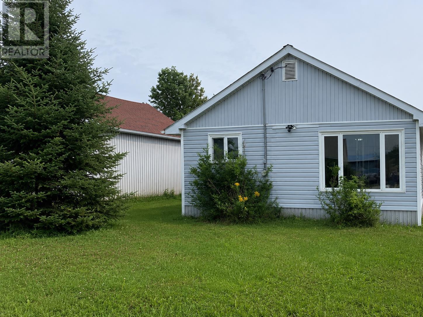123 Burns ST - 1