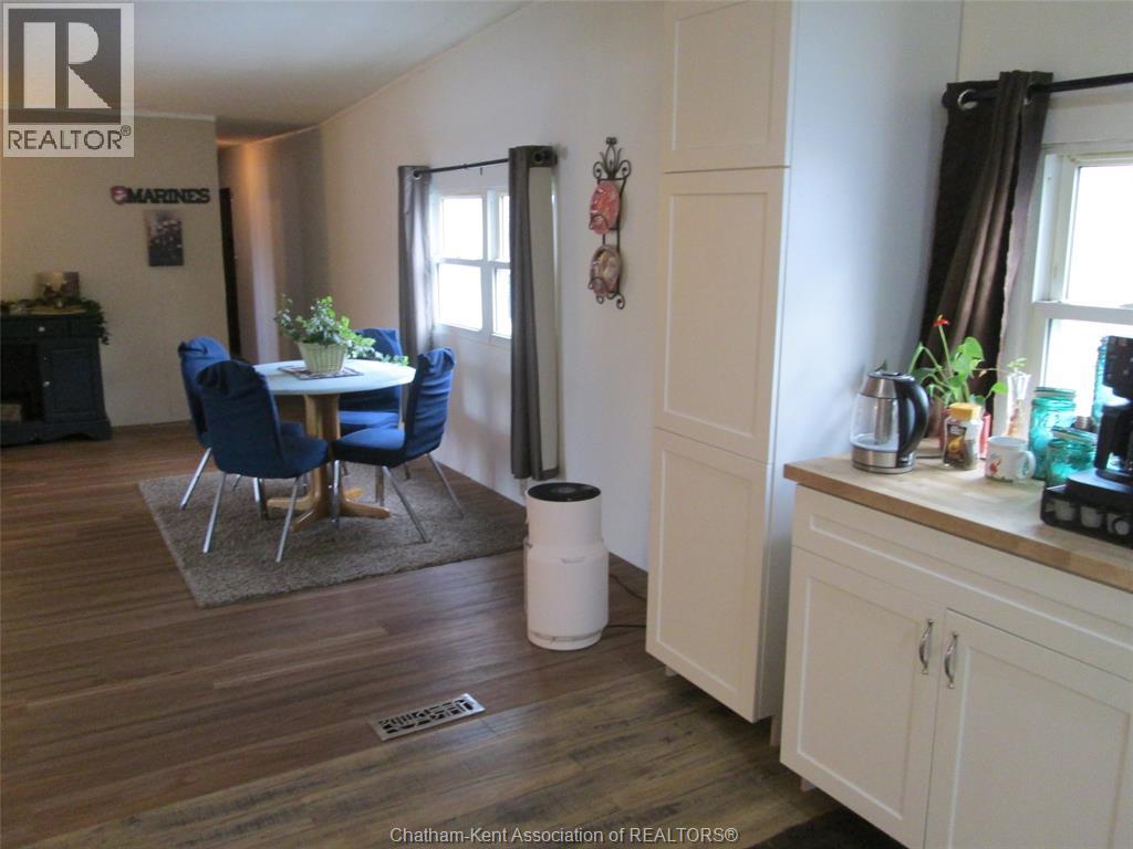 30 REGENCY DRIVE - 14