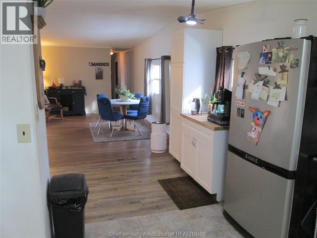 30 REGENCY DRIVE - 16