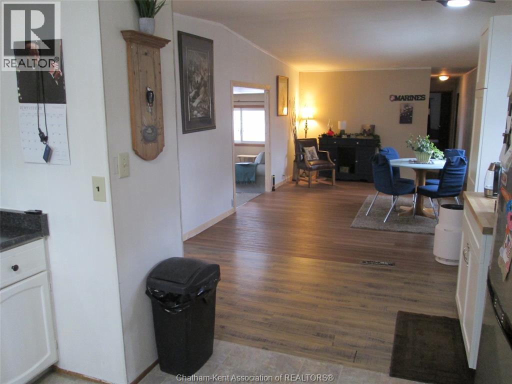 30 REGENCY DRIVE - 17