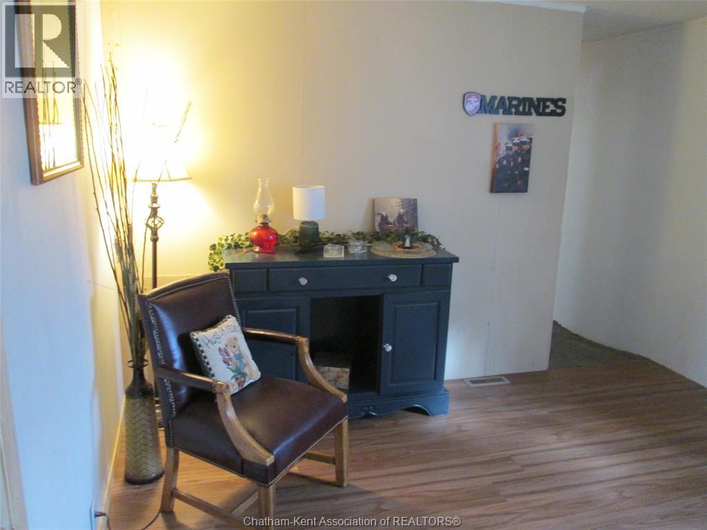 30 REGENCY DRIVE - 20