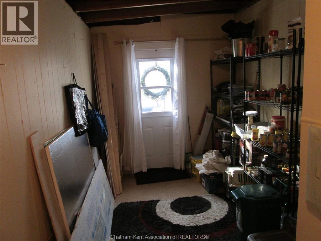 30 REGENCY DRIVE - 31