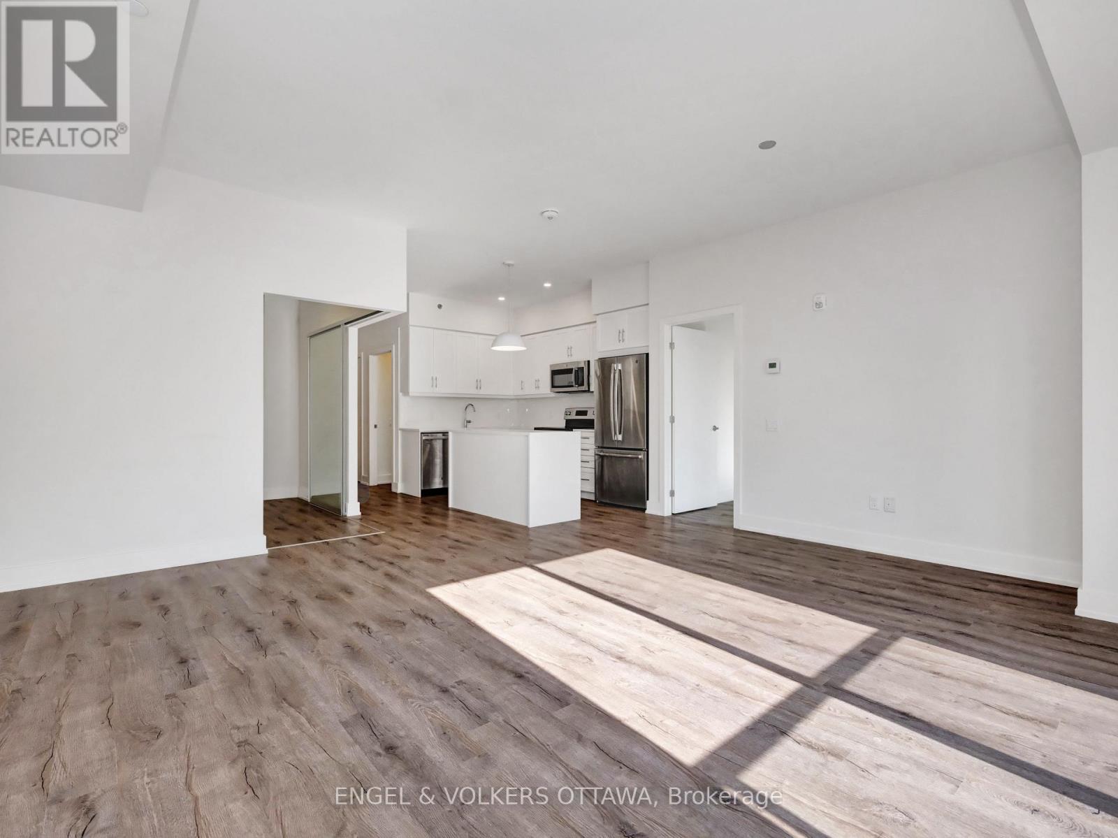 1 Bed, 2 Bath Multi-Family for Rent in Ottawa – 108 – 280 CRICHTON STREET, Ottawa – MLS# X13531160 - Image 11