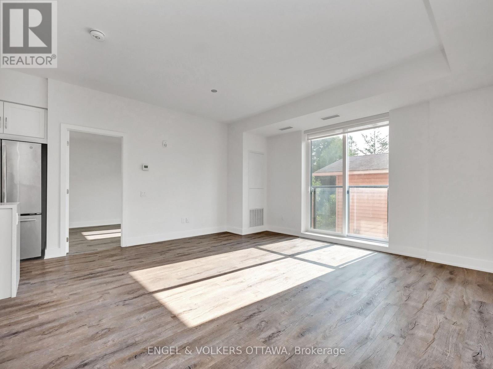 1 Bed, 2 Bath Multi-Family for Rent in Ottawa – 108 – 280 CRICHTON STREET, Ottawa – MLS# X13531160 - Image 8
