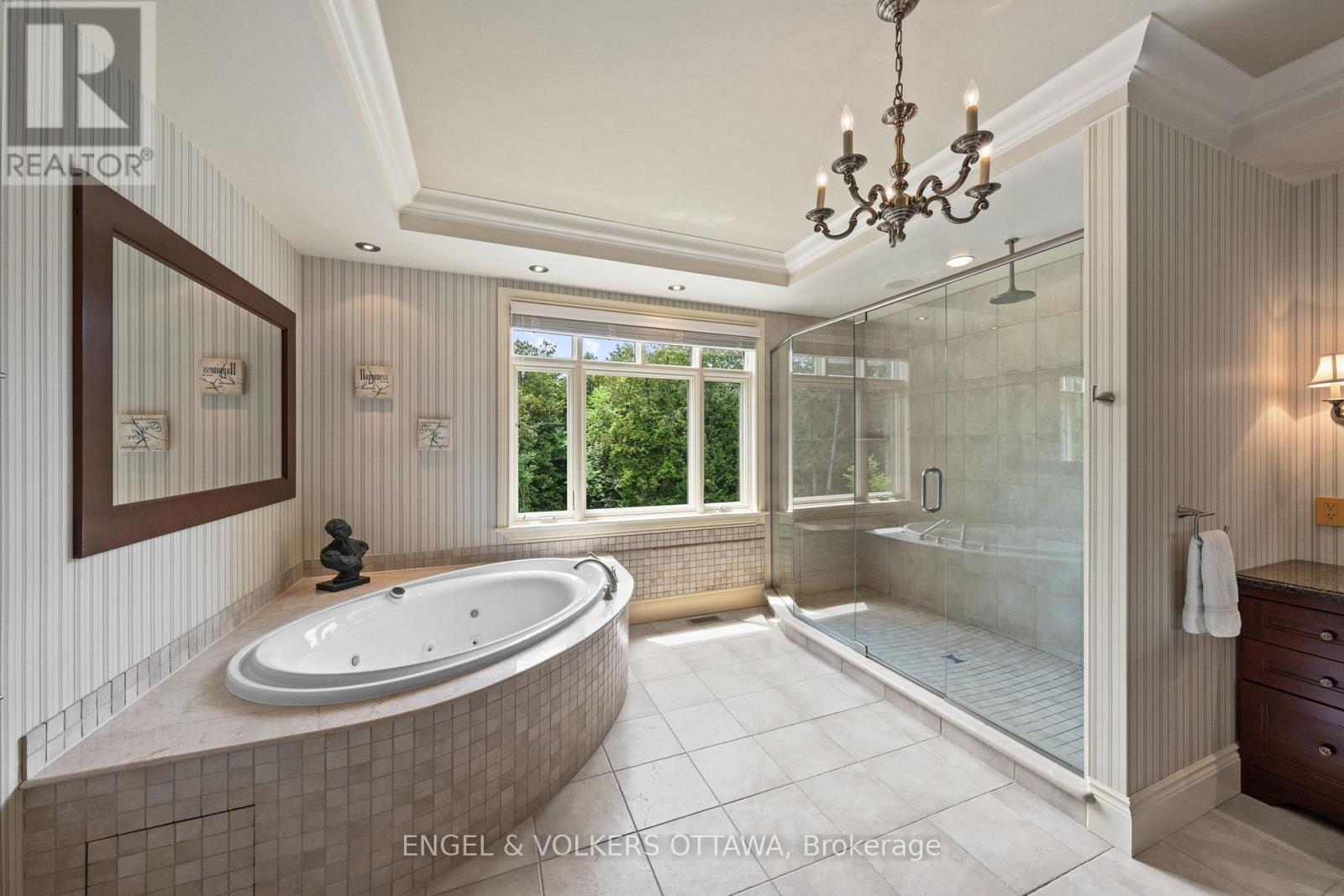 5 Bed, 5 Bath House for Sale in Ottawa – 140 LADY LOCHEAD LANE, Ottawa – MLS# X13531192 - Image 25