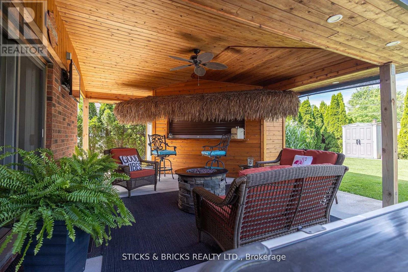 8238 LEXINGTON COURT - 26