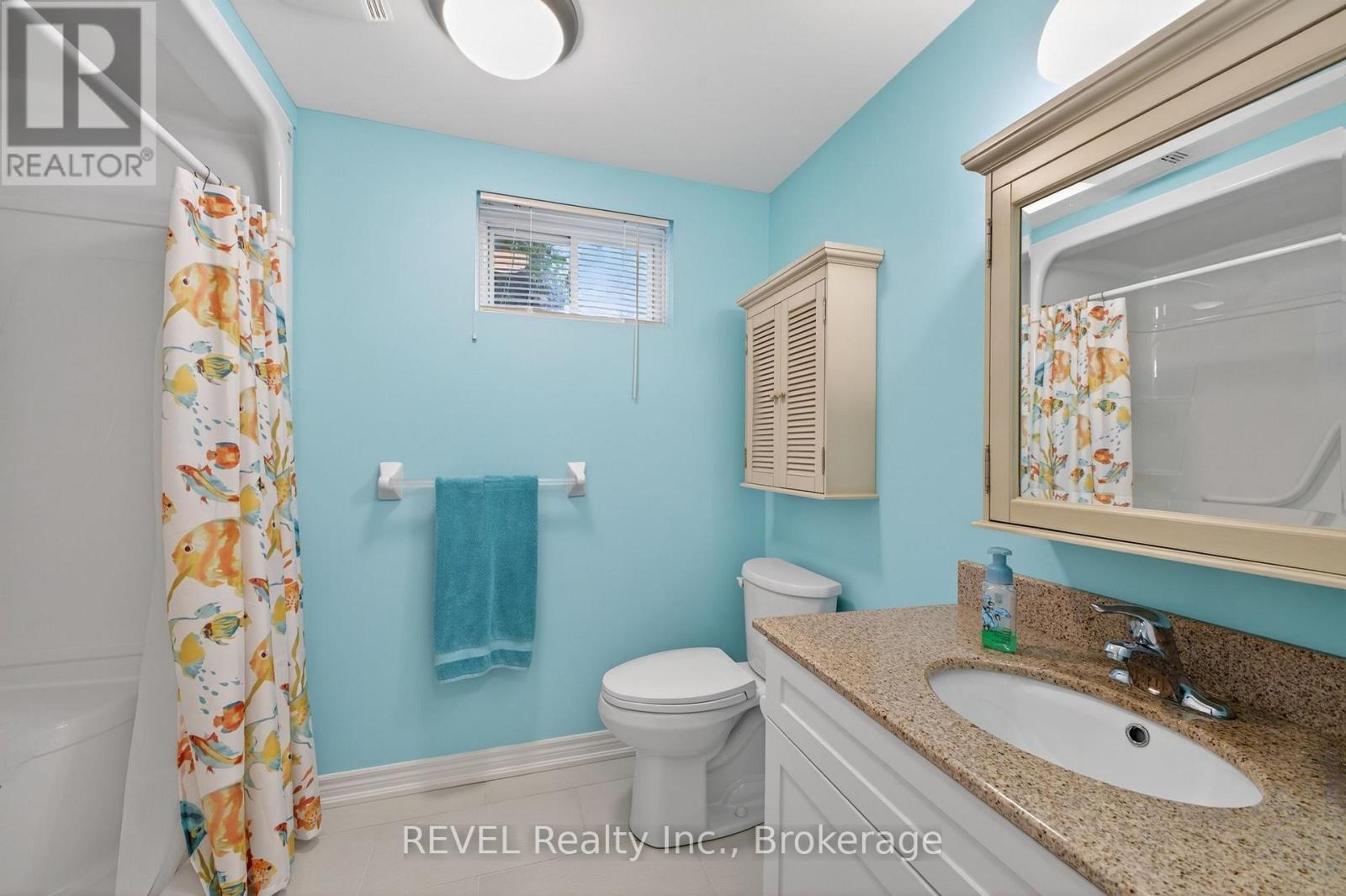 30 DRUMMOND CRESCENT - 31