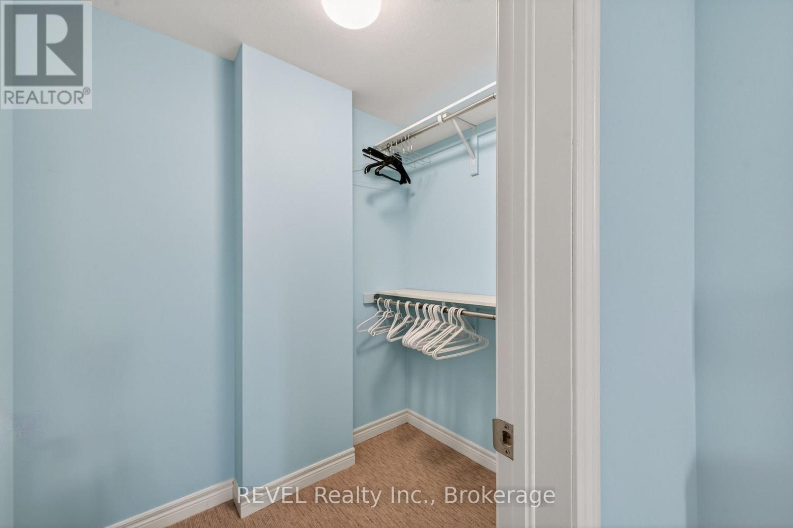 30 DRUMMOND CRESCENT - 30