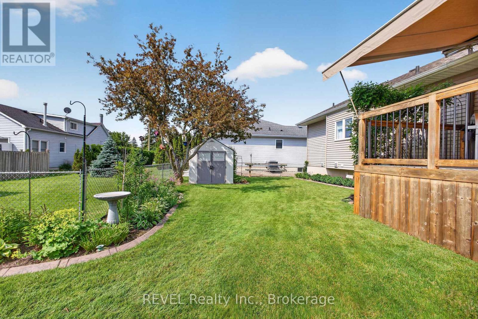 30 DRUMMOND CRESCENT - 35