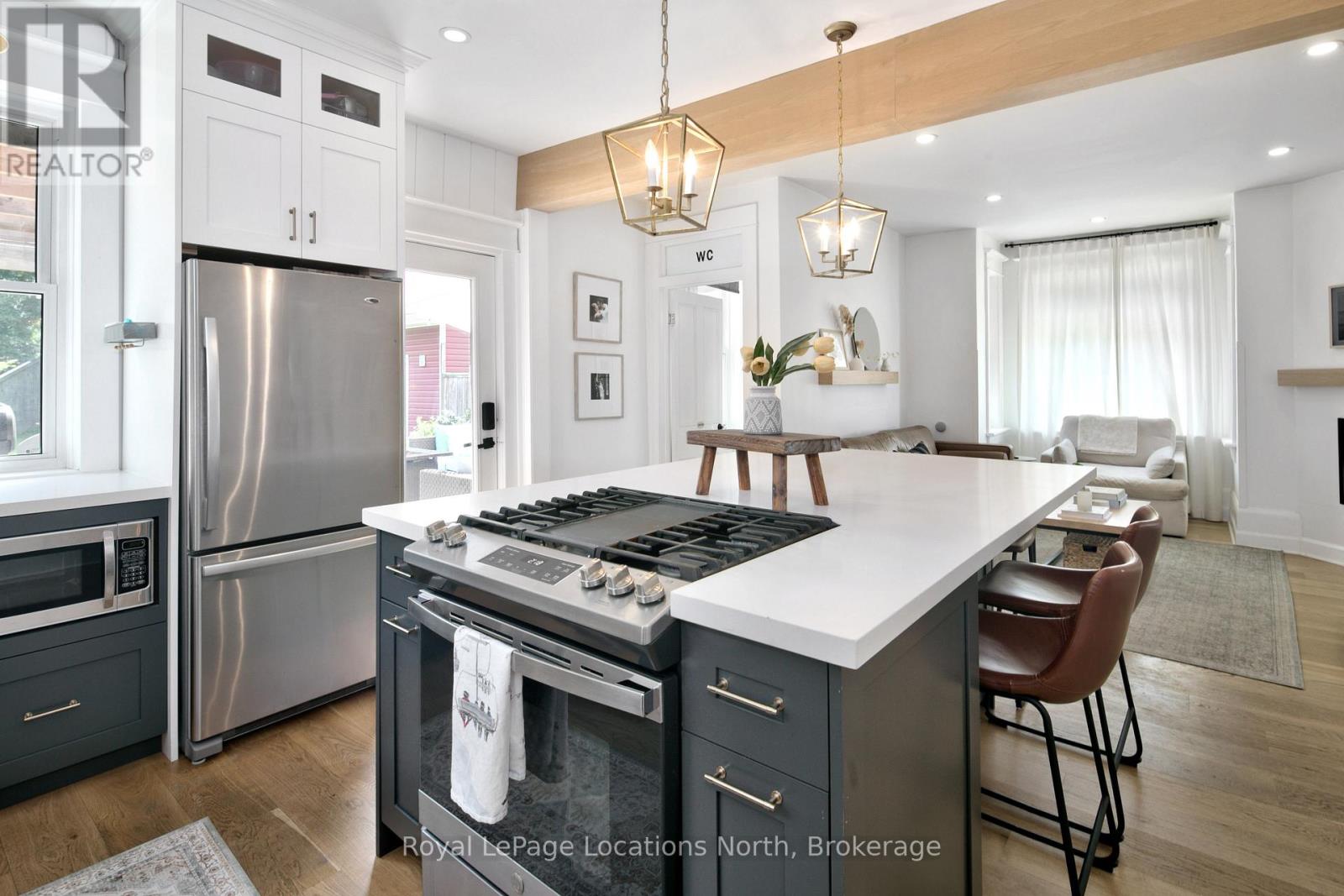 151 NELSON STREET W - 11