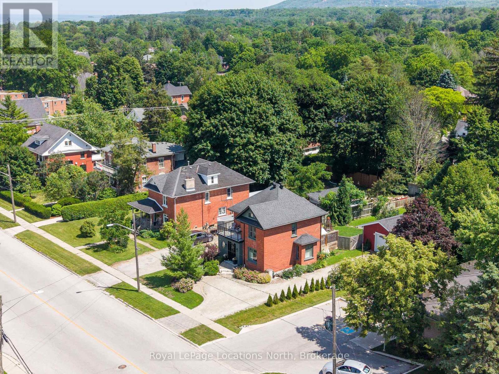 151 NELSON STREET W - 36