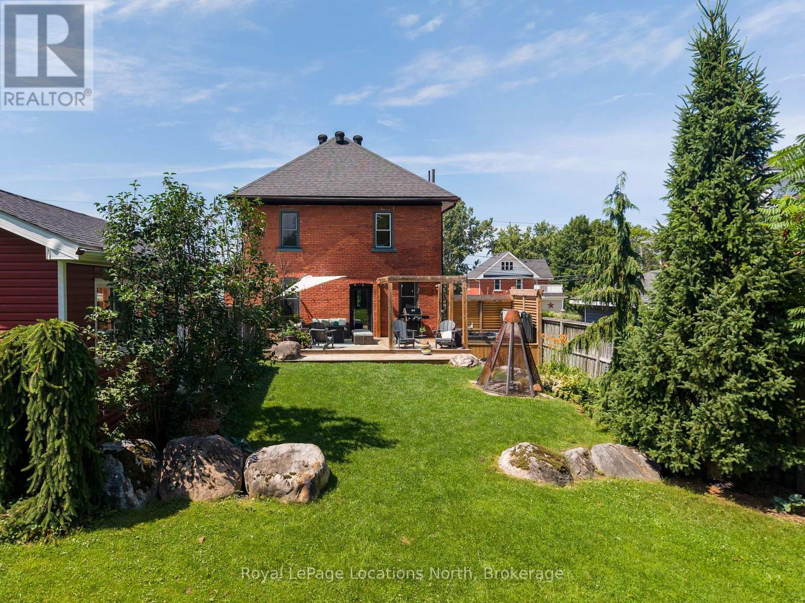 151 NELSON STREET W - 4
