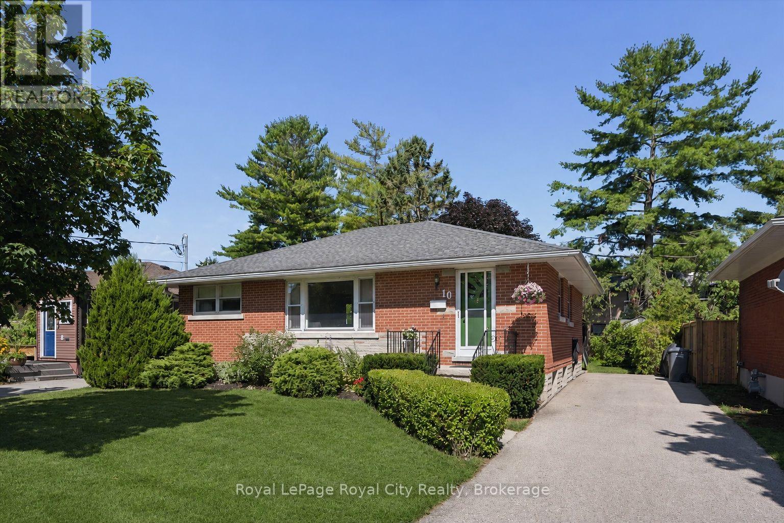 10 PAUL AVENUE - 1