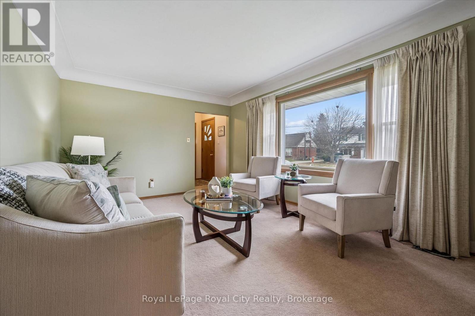 10 PAUL AVENUE - 8
