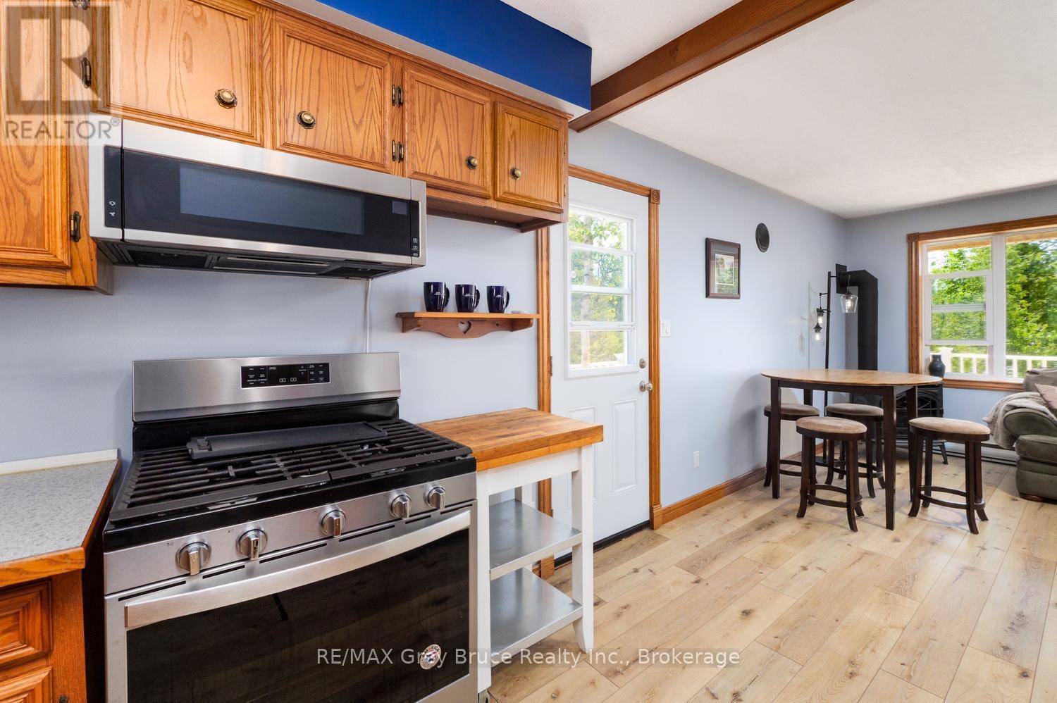 259 BRADLEY DRIVE - 11