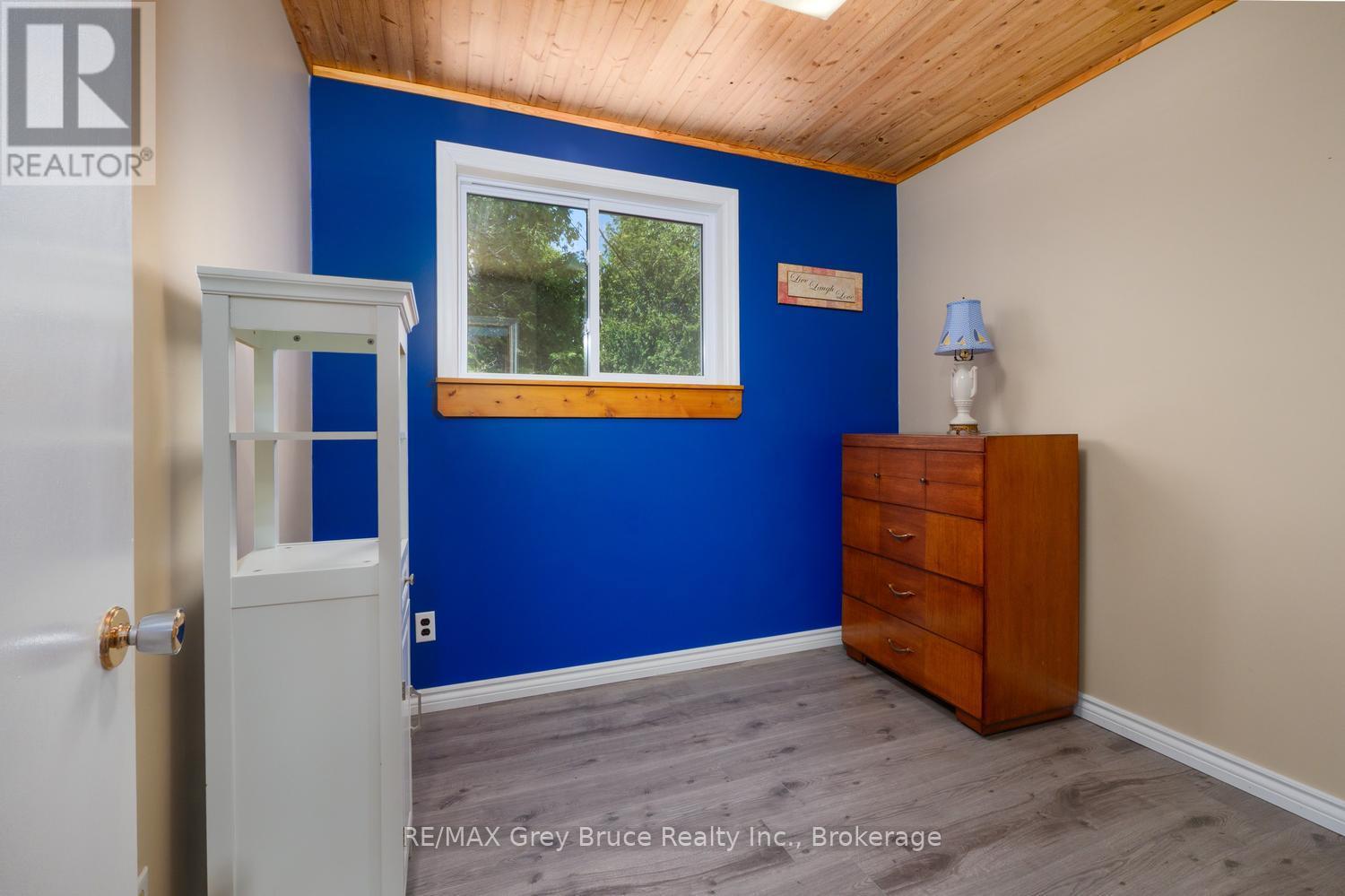 259 BRADLEY DRIVE - 19