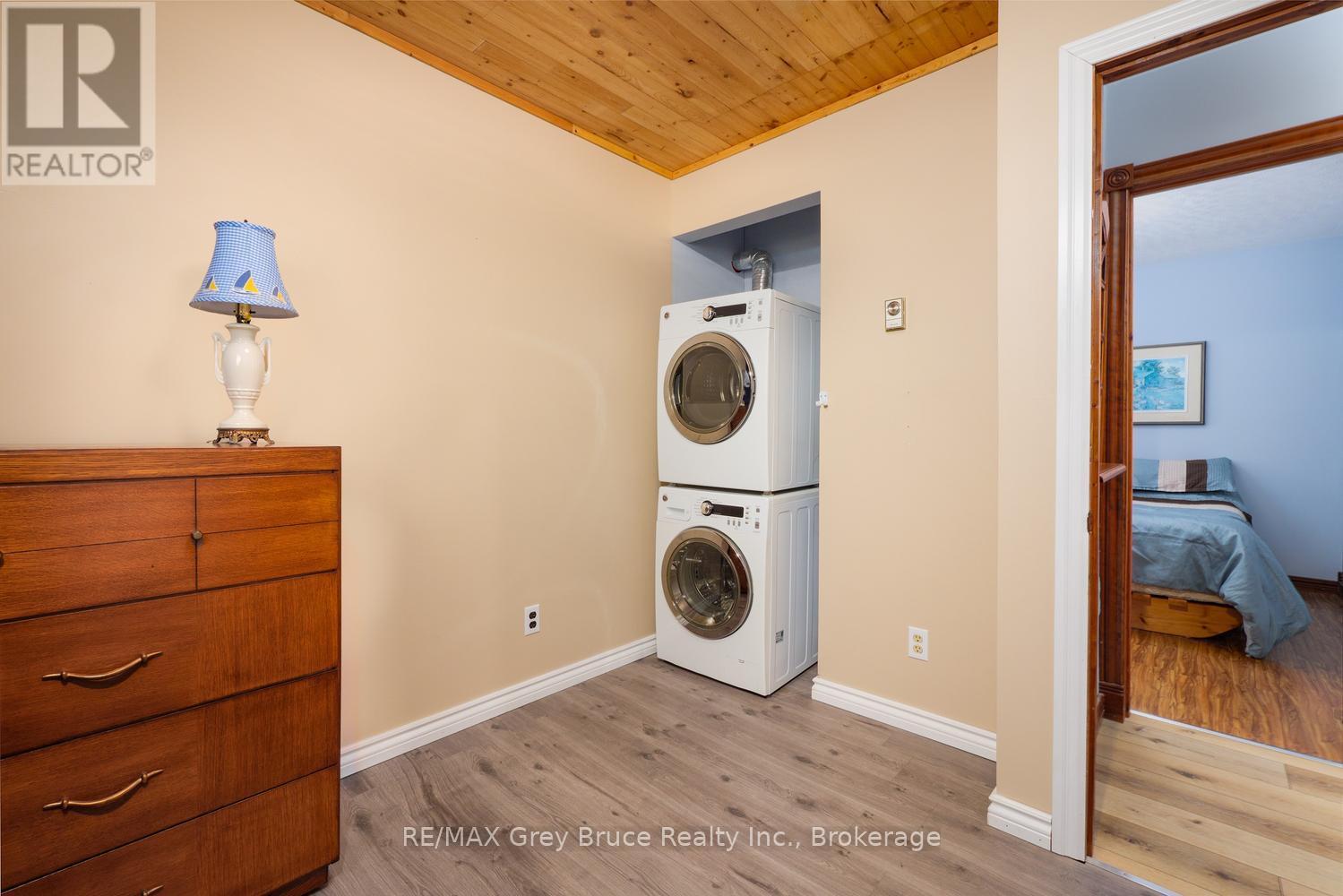 259 BRADLEY DRIVE - 20