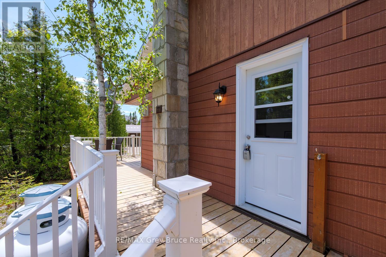 259 BRADLEY DRIVE - 8