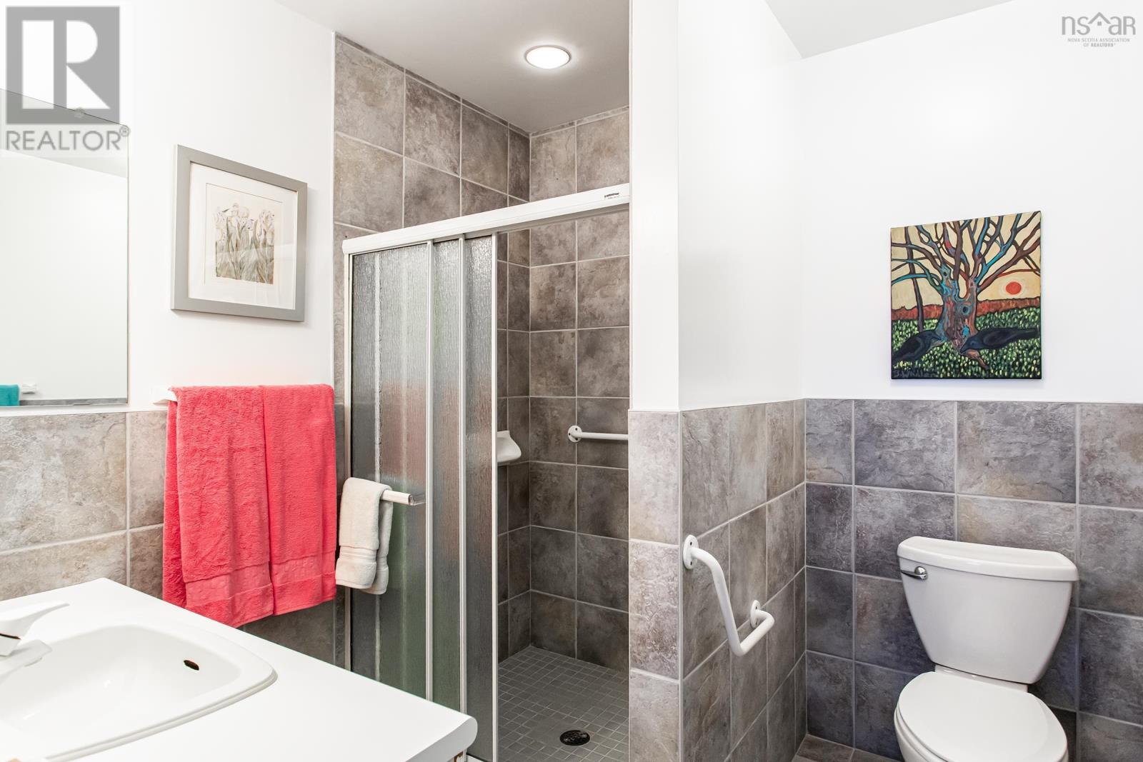 21 Spring Garden Road - 22