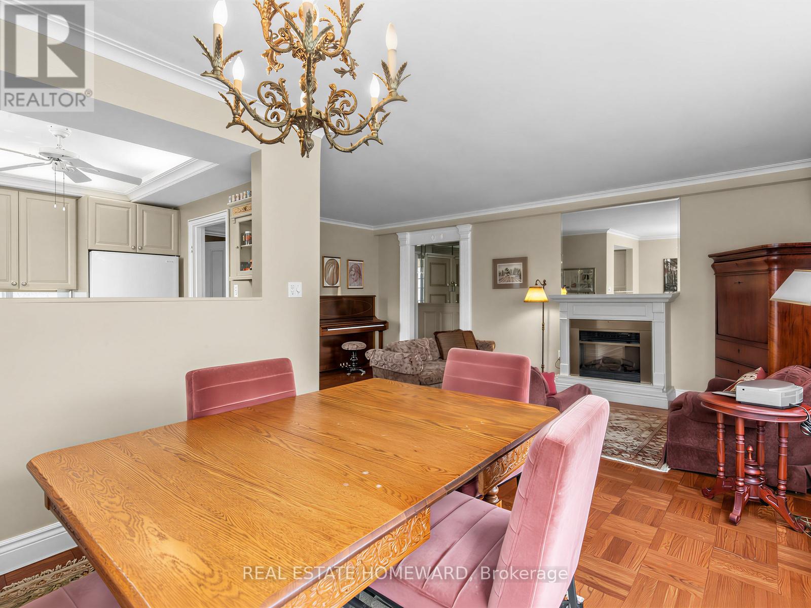 #309 30 ELM AVENUE - 10