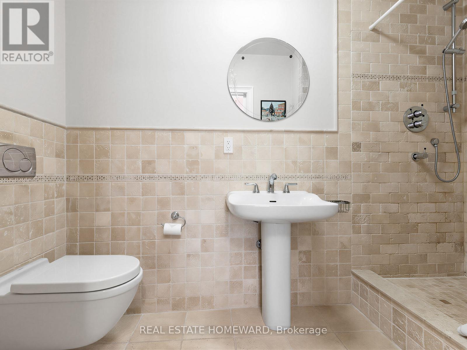 #309 30 ELM AVENUE - 20
