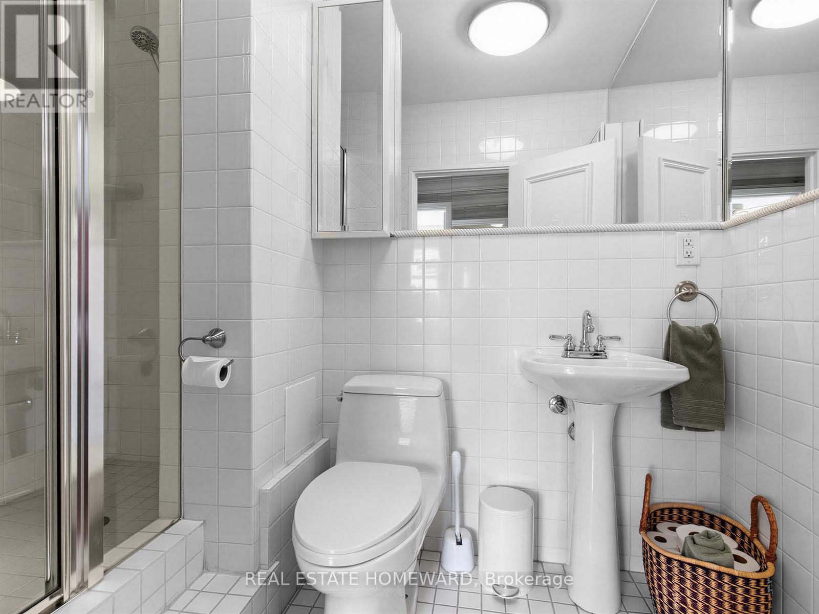 #309 30 ELM AVENUE - 22
